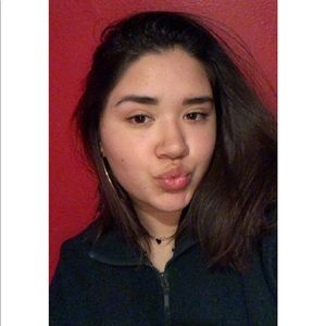 Meet your Posher, Laisa